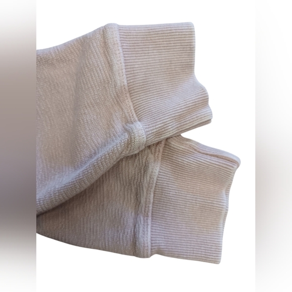 OKAKIE Soft Sweatshirt EUC Mineral-Washed Cotton Taupe Size Small - Picture 8 of 11